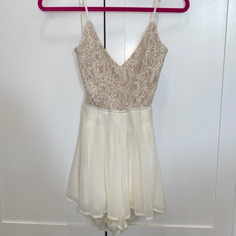 Open back with lace detailed romper